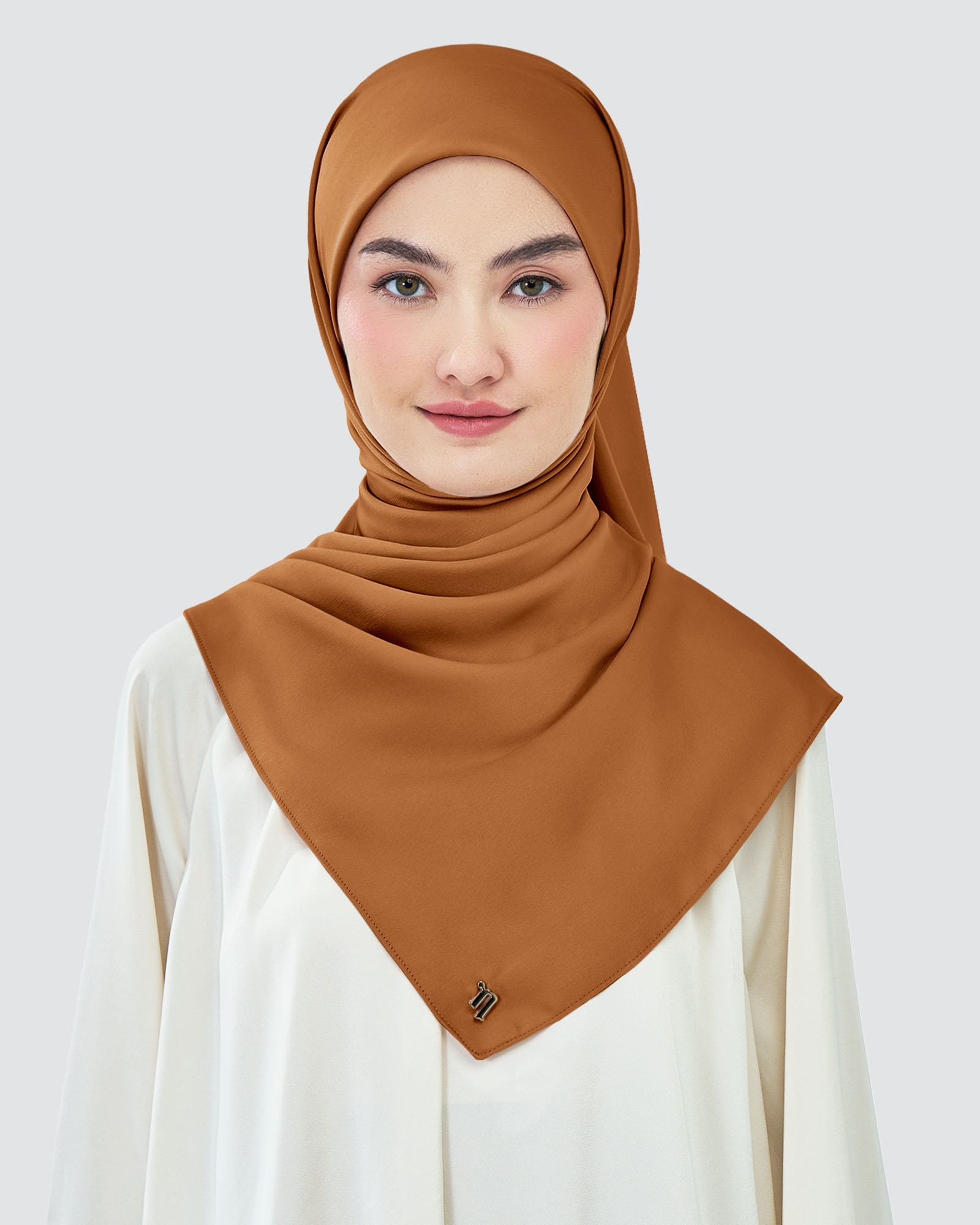 AMAYA SATIN SQUARE - GLAZED GINGER