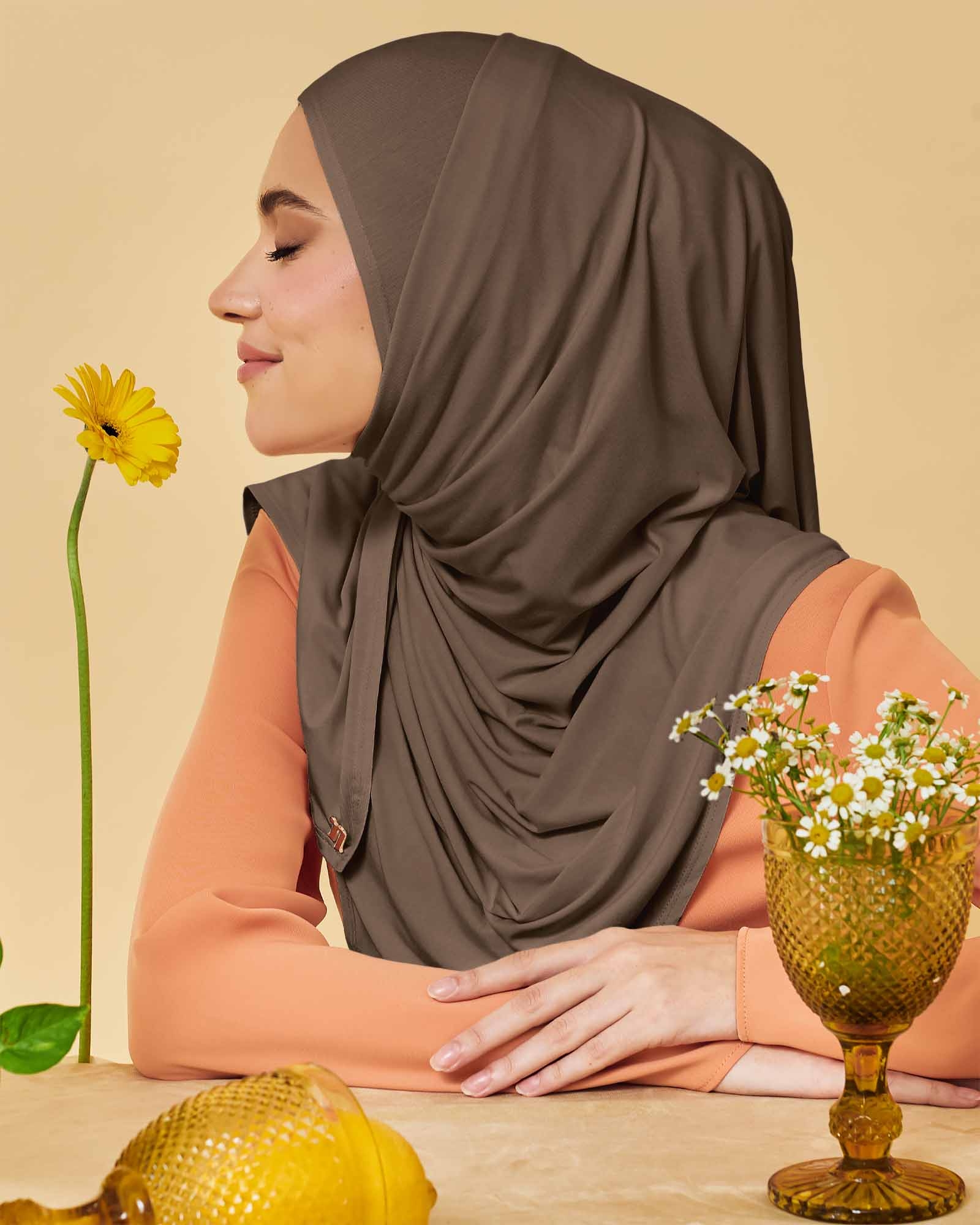 BABES PLAIN SEMI-INSTANT - FUDGE