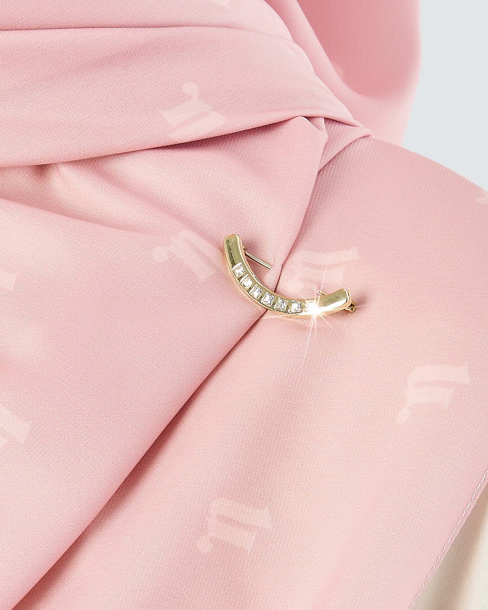 CURVED CRYSTAL PIN - GOLD