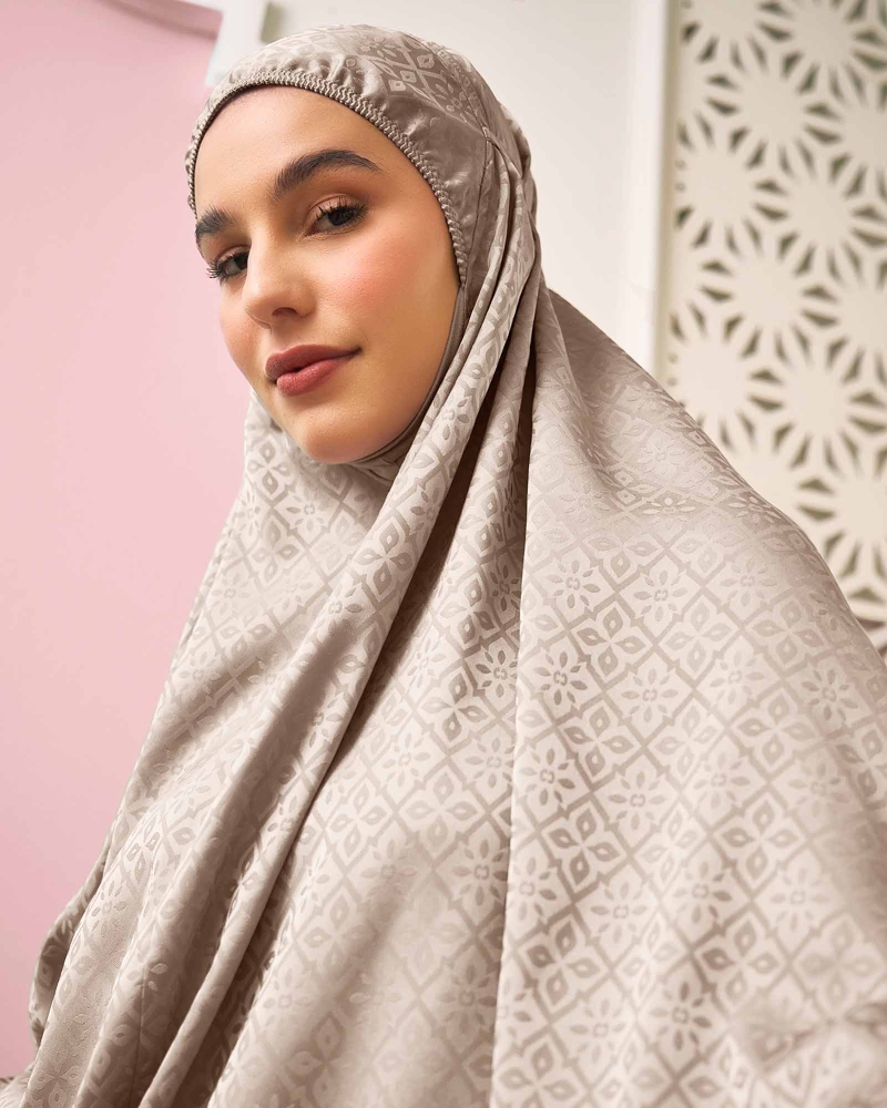 Image of AAFIYAH TELEKUNG - CHESTNUT