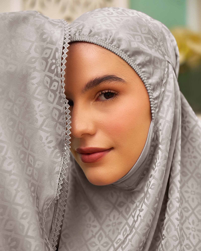 Image of AAFIYAH TELEKUNG - PEBBLE