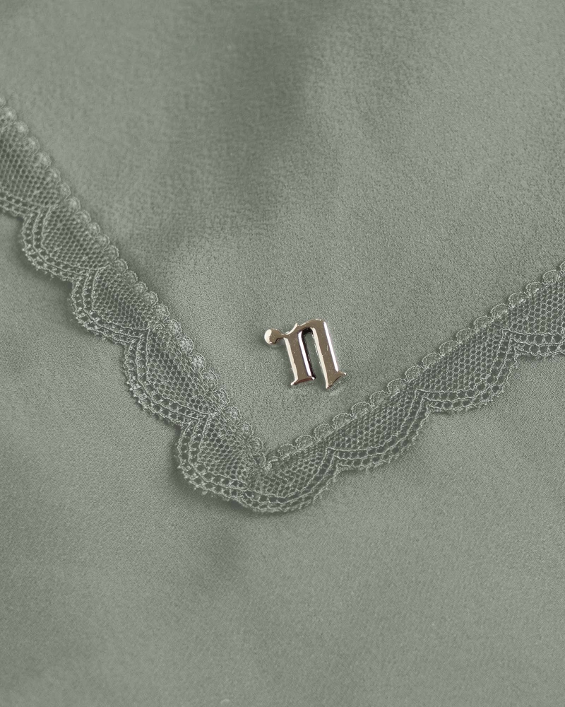 Image of ALINA LACE SHAWL - MOSS