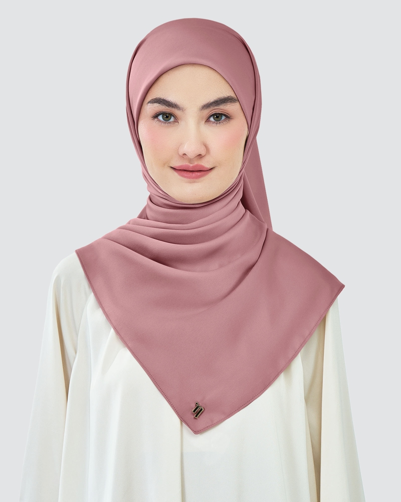 Image of AMAYA SATIN SQUARE - NOSTALGIA ROSE