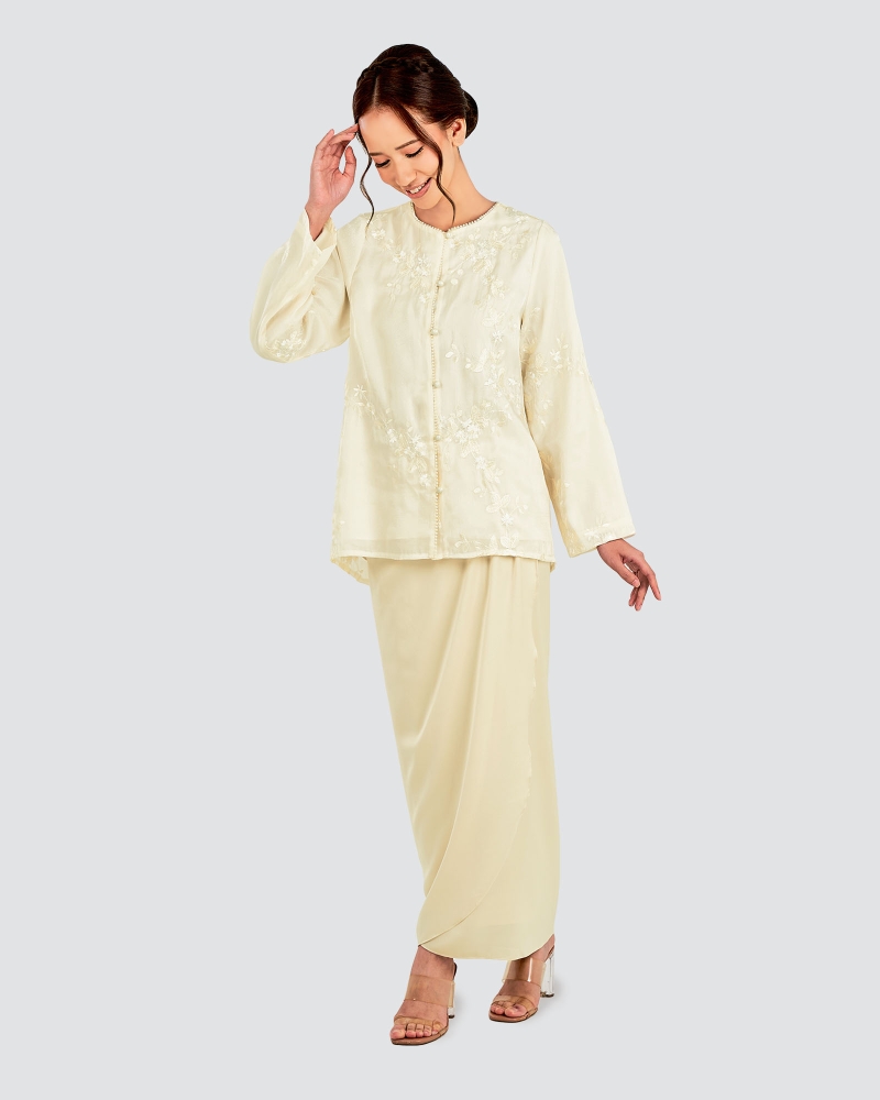 Image of KASEH KURUNG SET - VANILLA