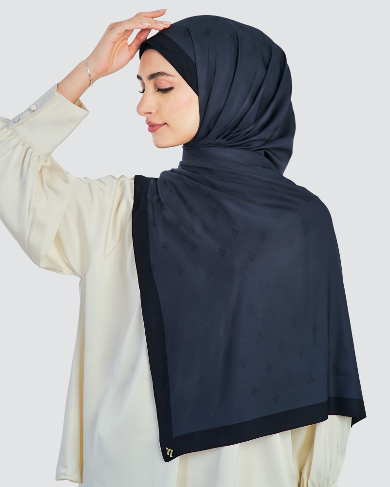 MODA WOVEN SHAWL - NAVY