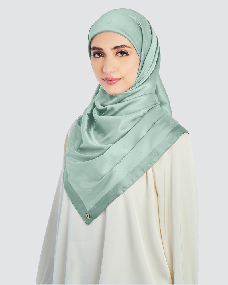 Image of MODA WOVEN SQUARE - MILKY GREEN