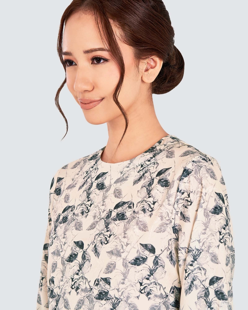 Image of NILAMSARI KURUNG SET - OPAL