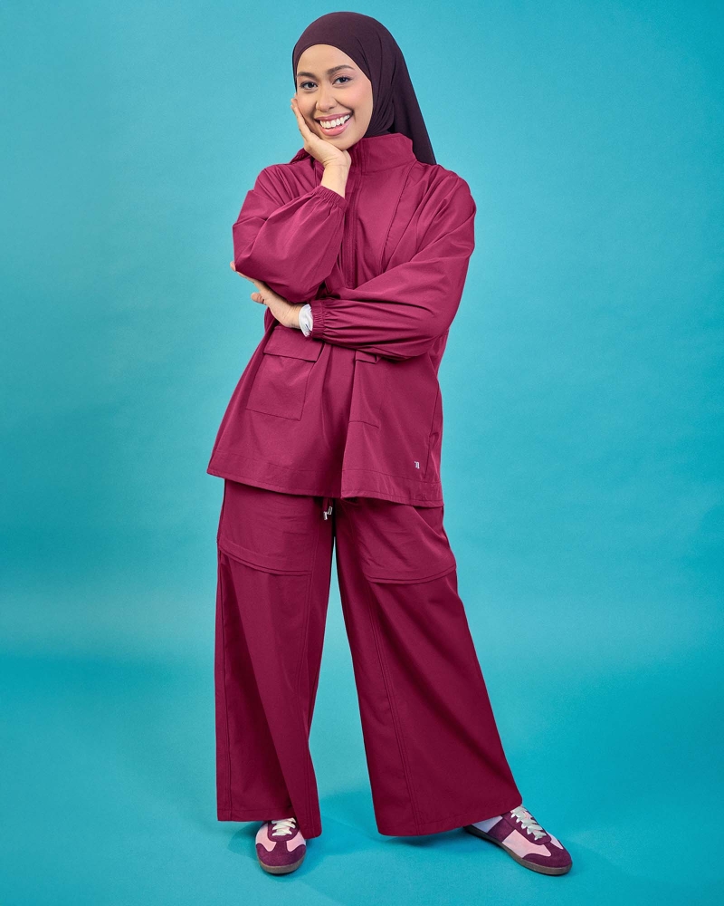 nPOWER DRAWSTRING PANTS - BERRY