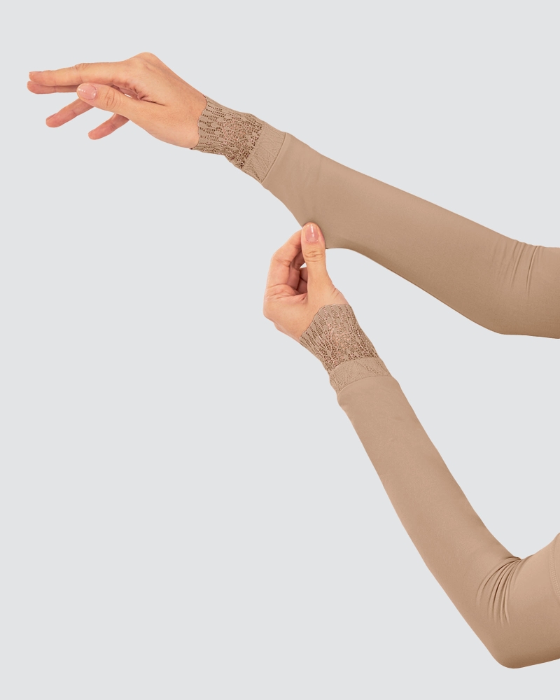 NWEAR ANA LACE HANDSOCKS - NOUGAT