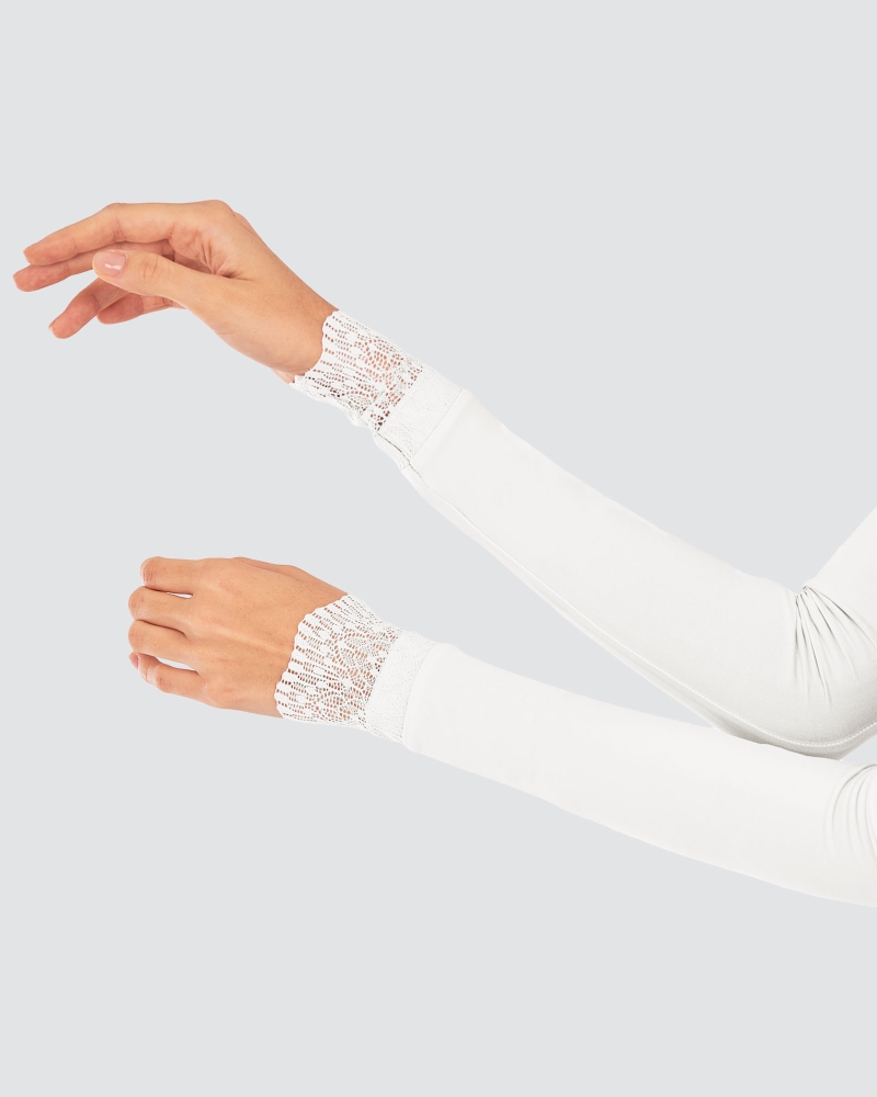 Image of NWEAR ANA LACE HANDSOCKS - WHITE