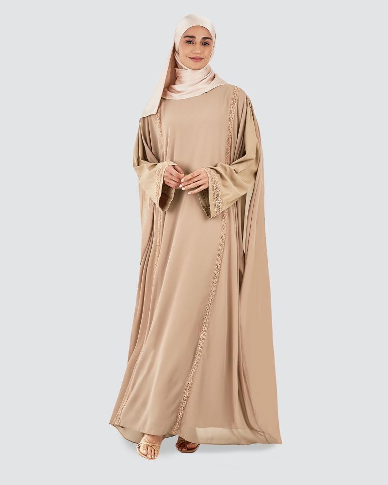 Image of NYLA ABAYA - LATTE