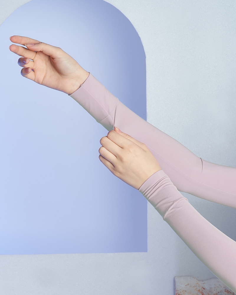 NWEAR AURA HAND SOCKS - MISTY ORCHID