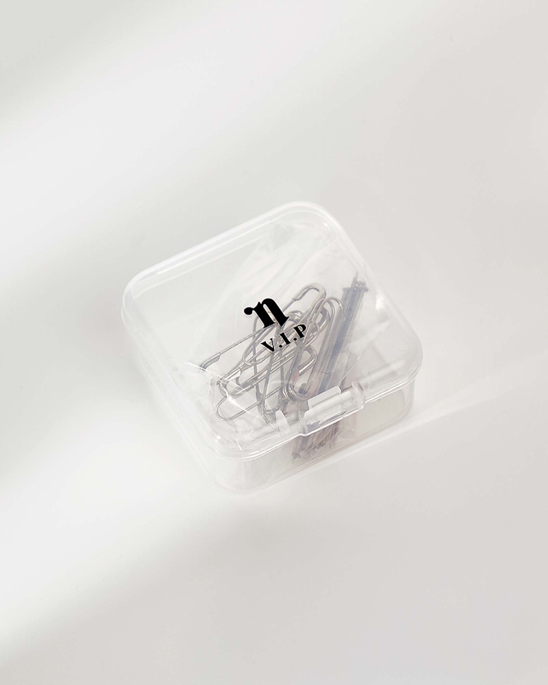 V.I.P - VERY IMPORTANT PINS - SILVER