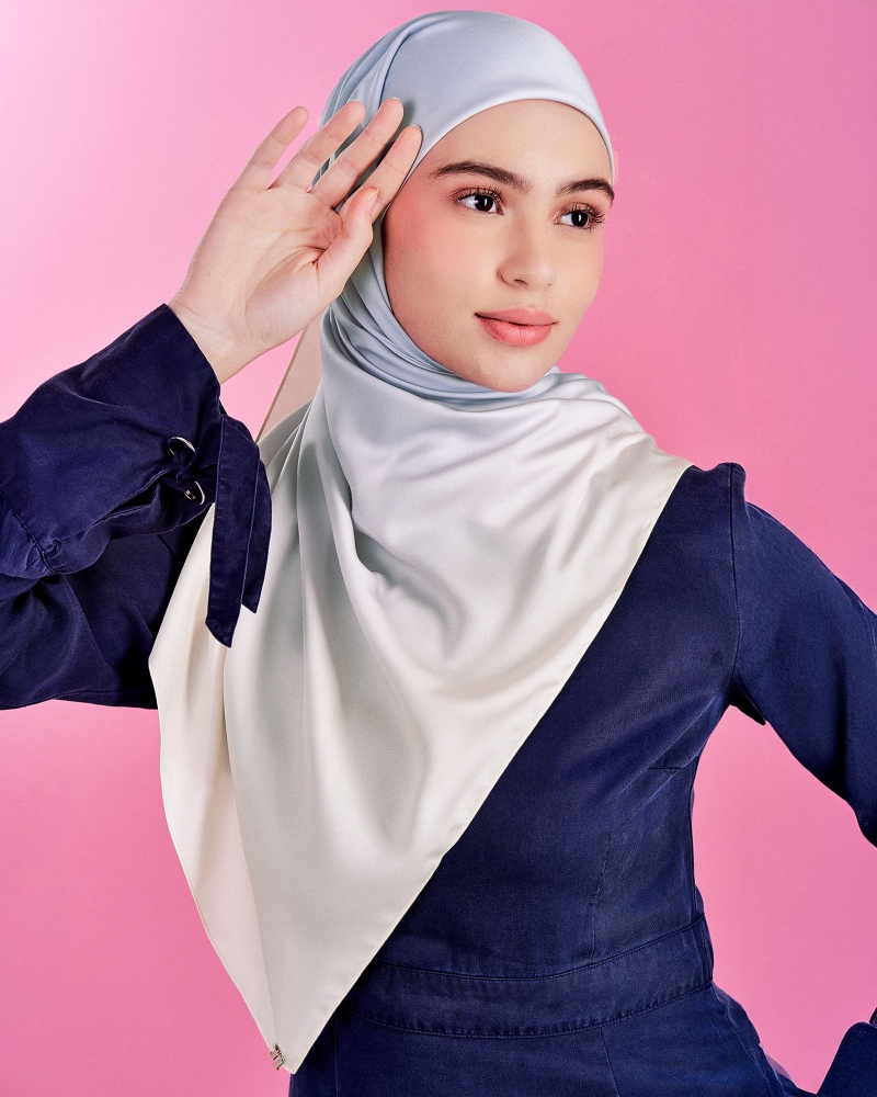 WARNA MATTE SATIN SQUARE - AURORA MIST