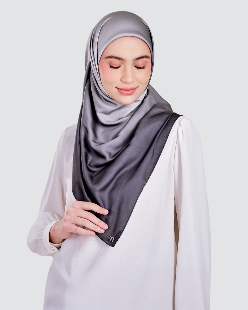 WARNA MATTE SATIN SQUARE - MOONLIT FADE